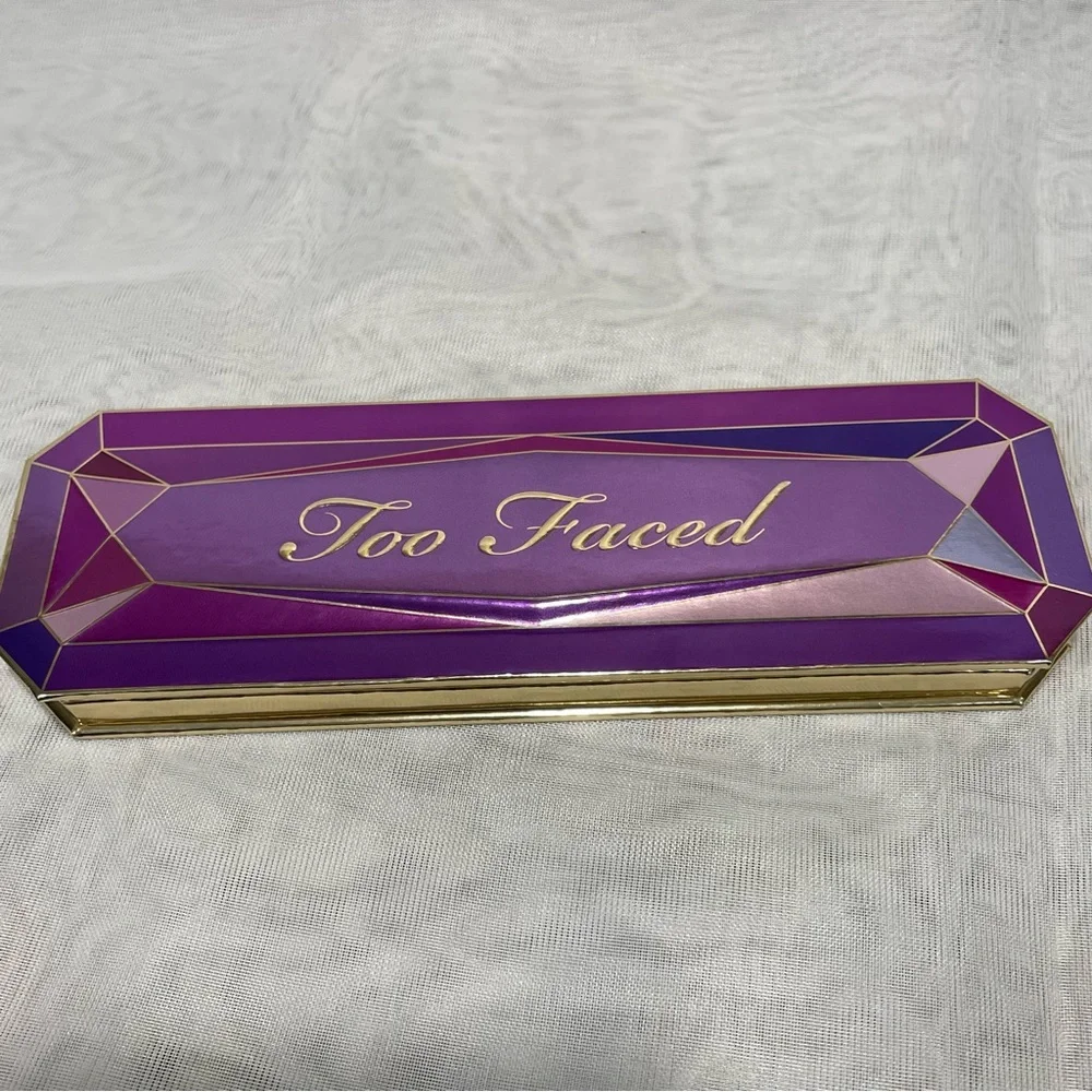 Too Faced this exclusive